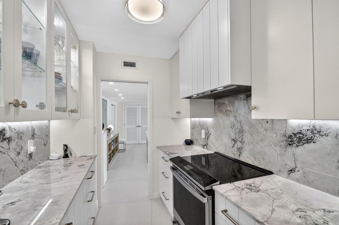 THE REGENCY 417