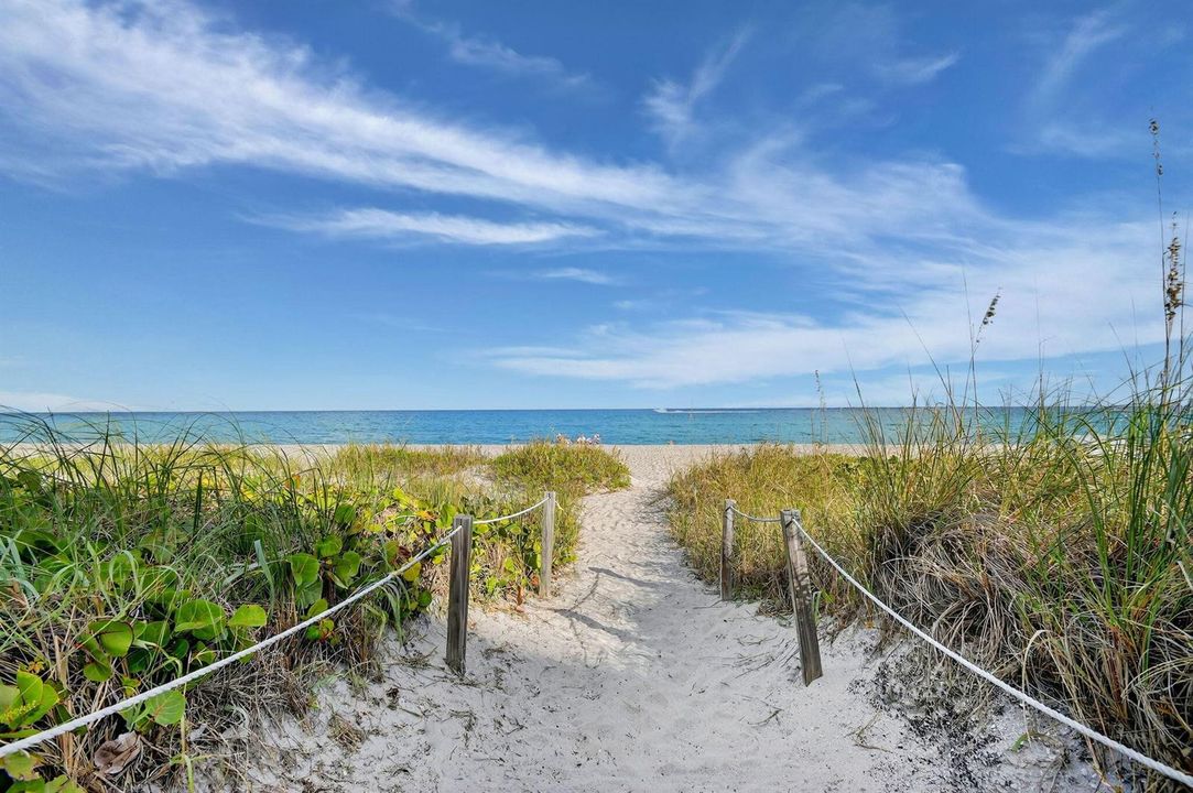 PRIVATE BEACH ACCESS