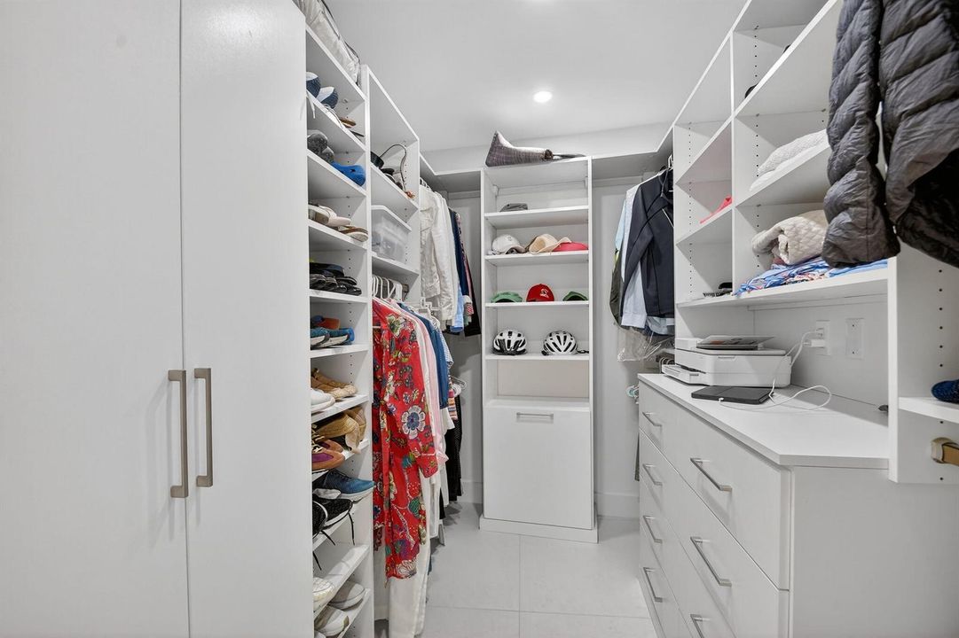 THE REGENCY 417