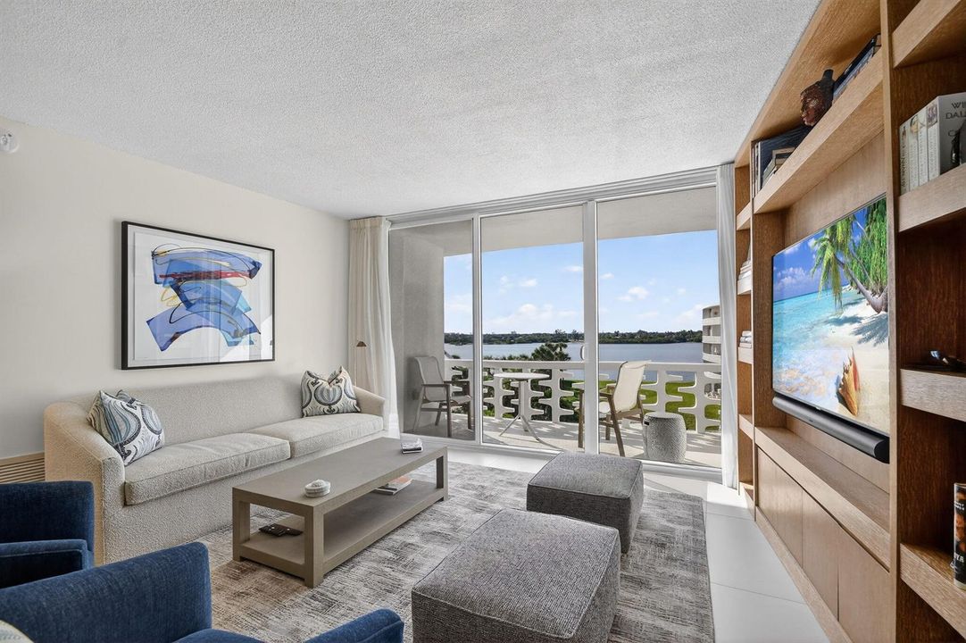 THE REGENCY 417