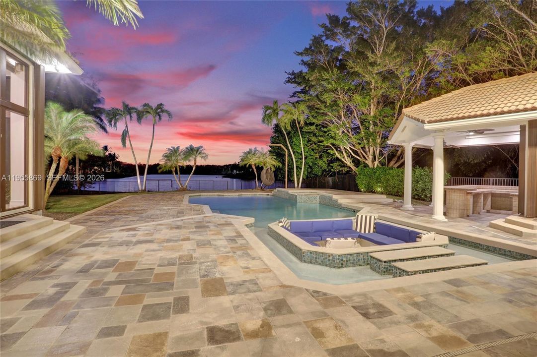 En Venta: $4,200,000 (7 camas, 6 baños, 5499 Pies cuadrados)