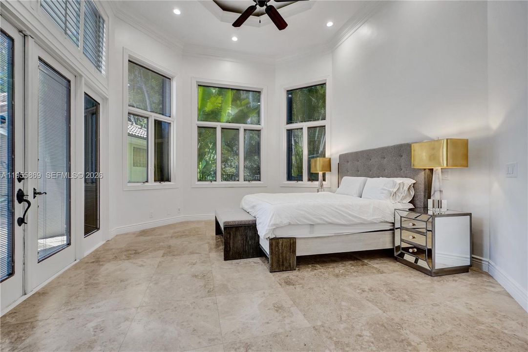 En Venta: $4,200,000 (7 camas, 6 baños, 5499 Pies cuadrados)