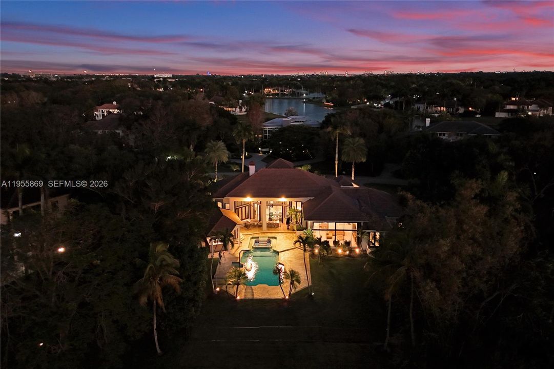 En Venta: $4,200,000 (7 camas, 6 baños, 5499 Pies cuadrados)
