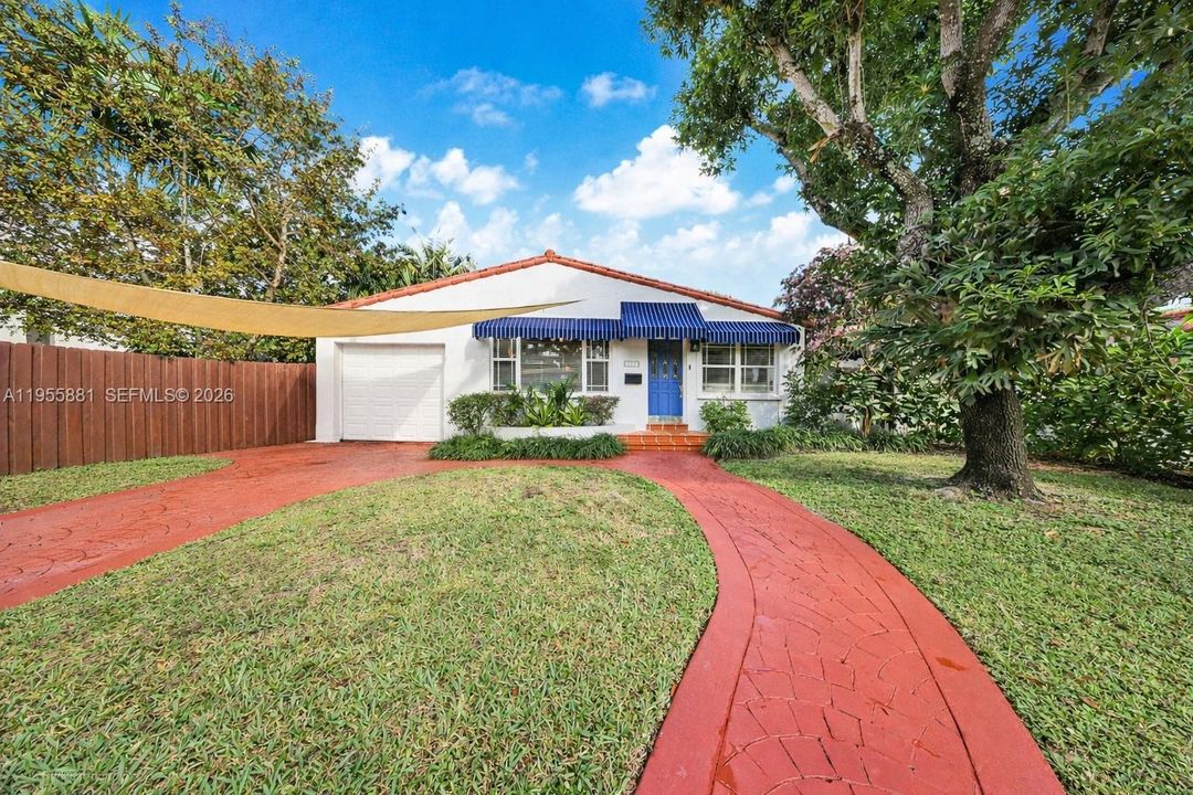 En Venta: $1,299,999 (3 camas, 2 baños, 1541 Pies cuadrados)
