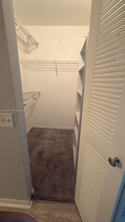 Recently Rented: $2,200 (2 beds, 2 baths, 1008 Square Feet)