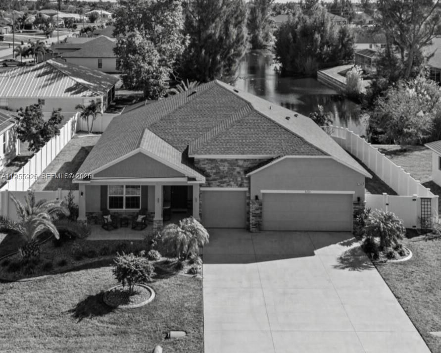 Welcome to 2213 SW 7th Place.