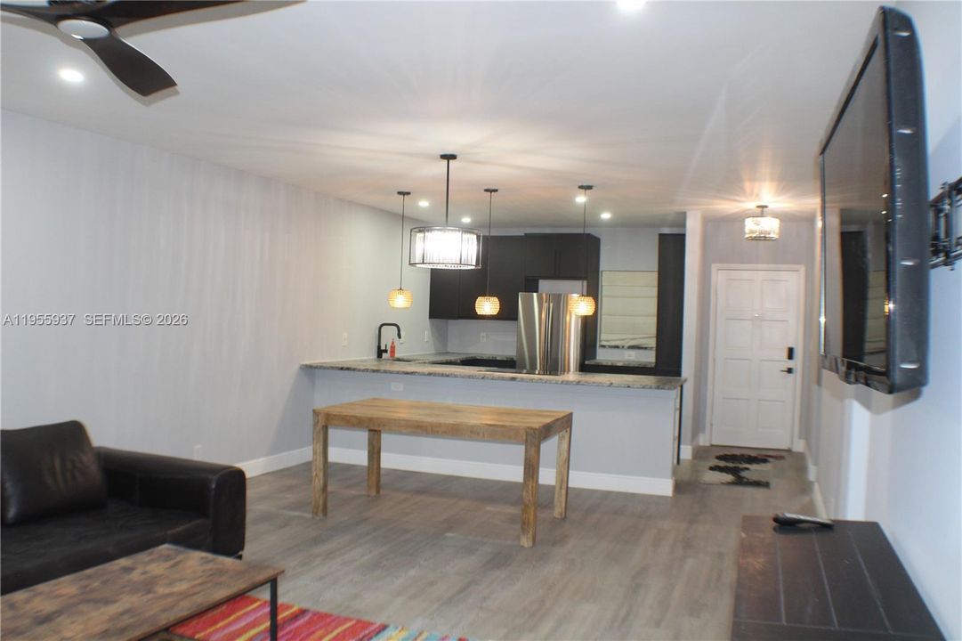 En Venta: $138,900 (1 camas, 1 baños, 932 Pies cuadrados)