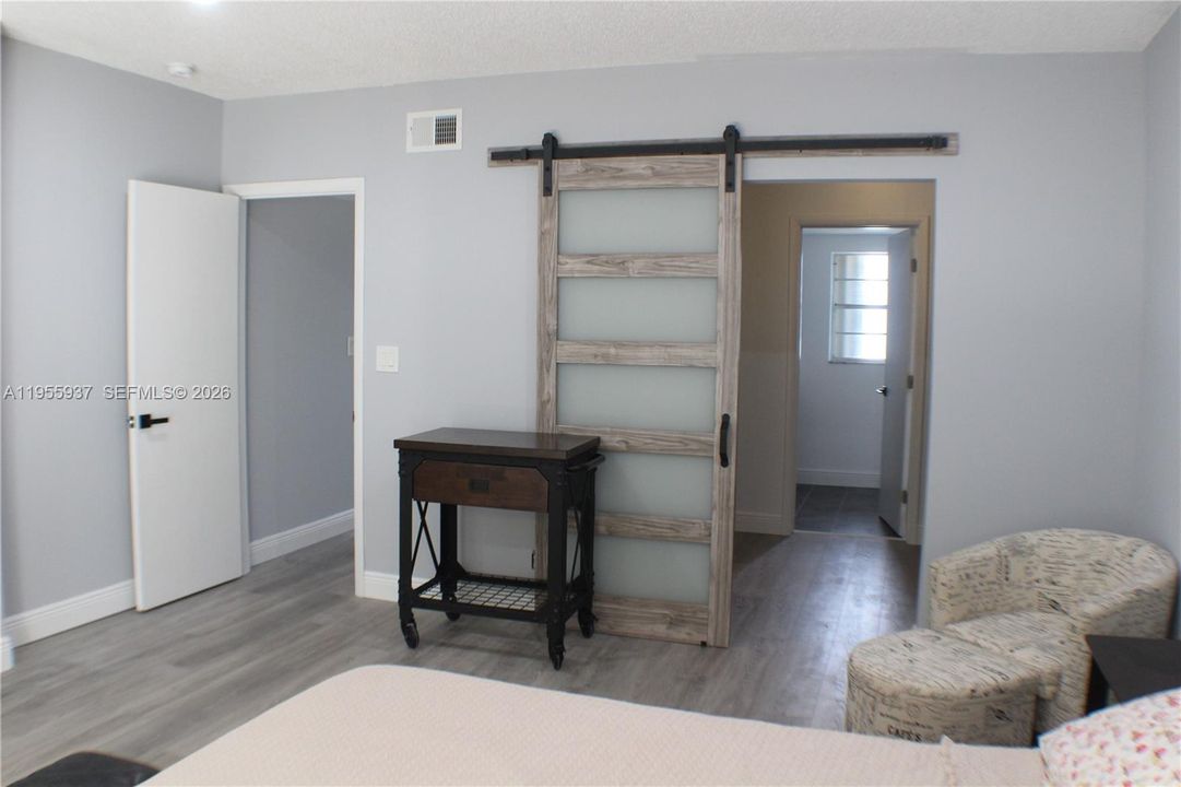 En Venta: $138,900 (1 camas, 1 baños, 932 Pies cuadrados)