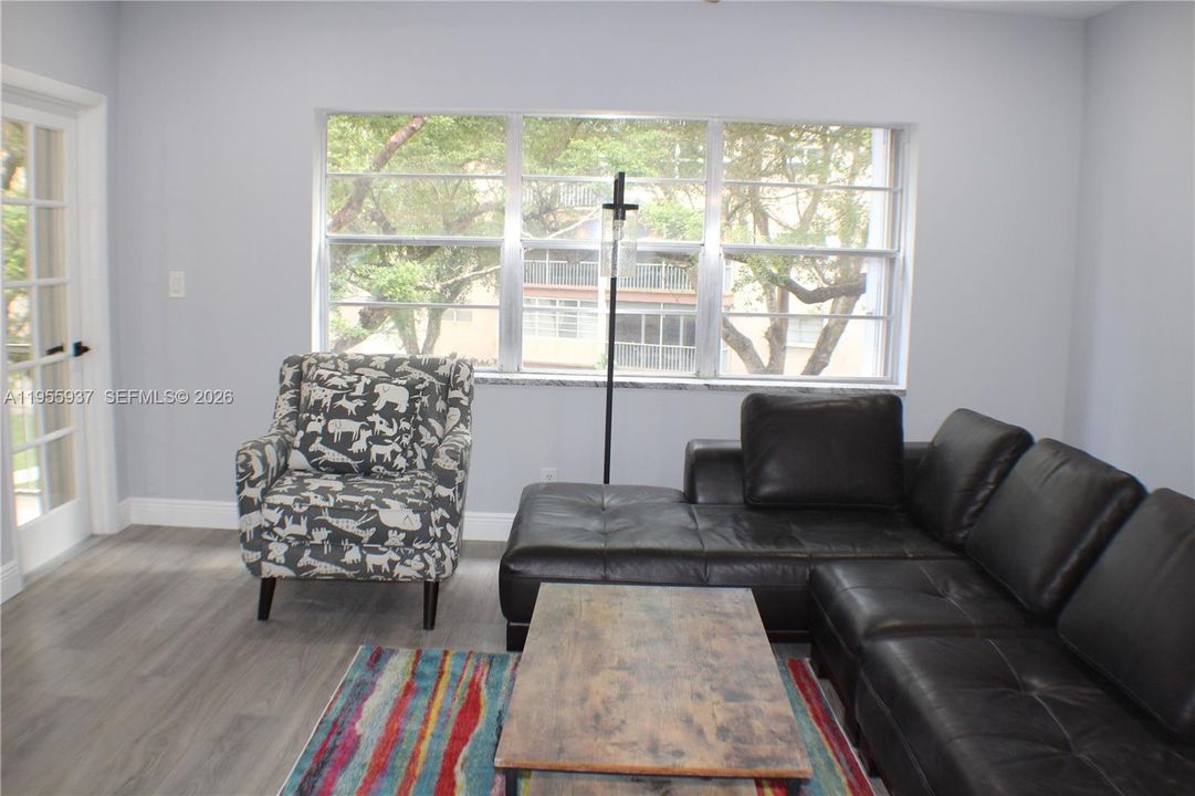 En Venta: $138,900 (1 camas, 1 baños, 932 Pies cuadrados)
