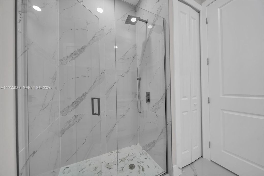 Active With Contract: $335,000 (4 beds, 2 baths, 1568 Square Feet)