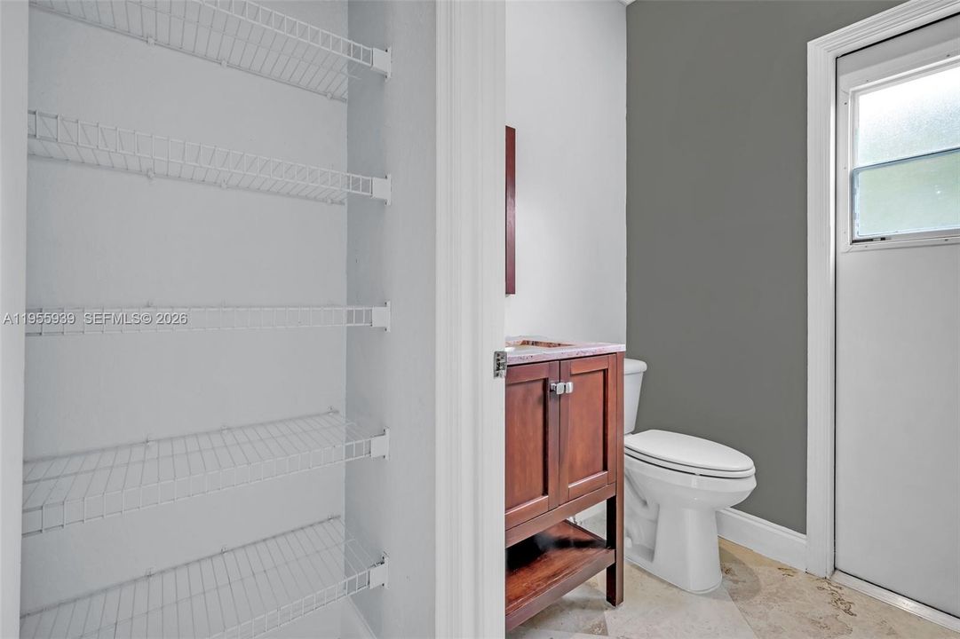 DOWNSTAIRS BATHROOOM