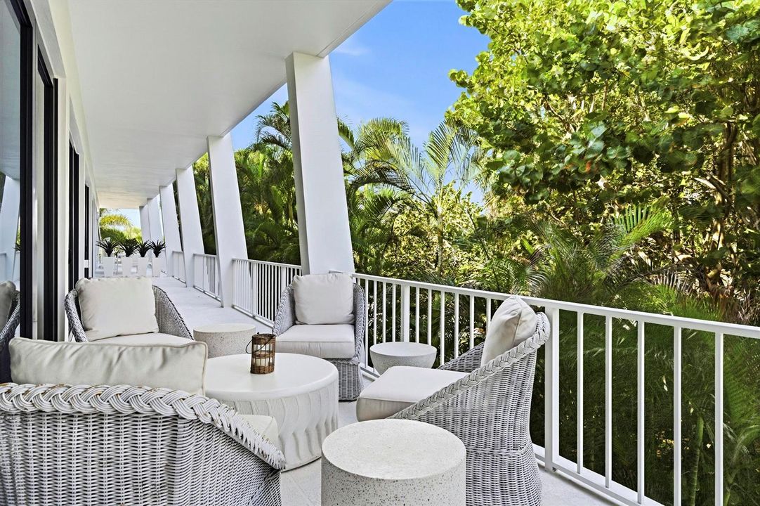 2275_S_Ocean_Blvd_207N_PB_015