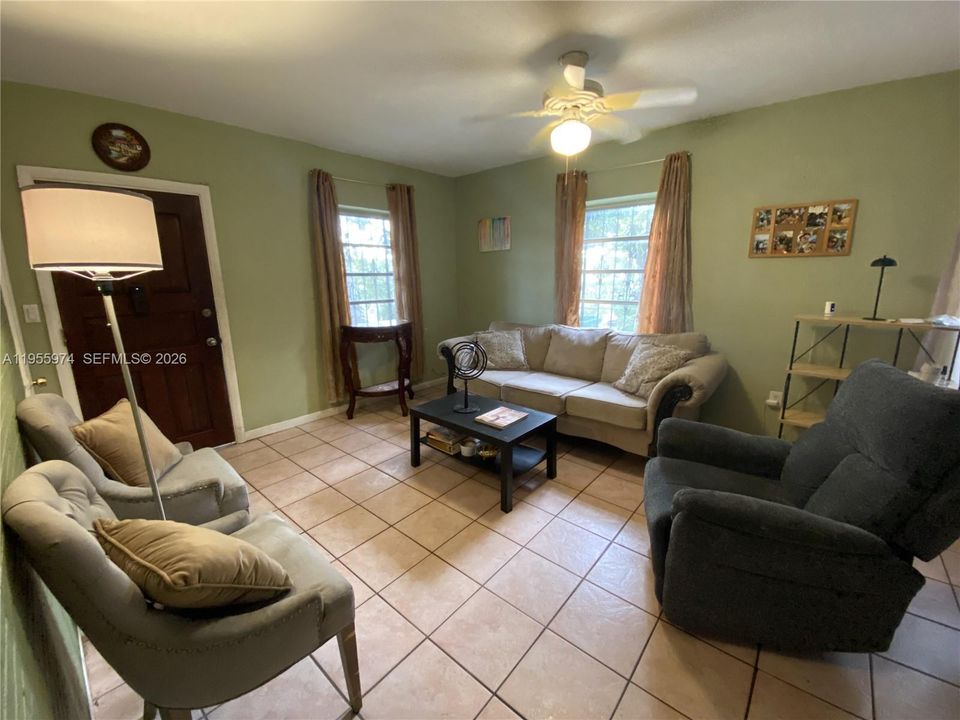 Great size living room
