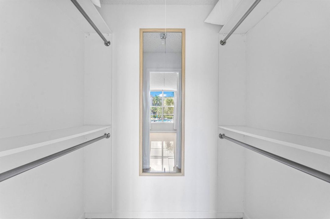 020-10RoyalPalmWay-203-BocaRaton-FL-3343