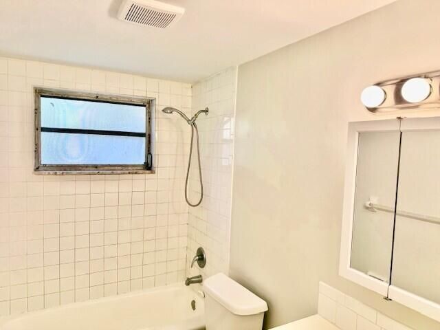 bathroom tub
