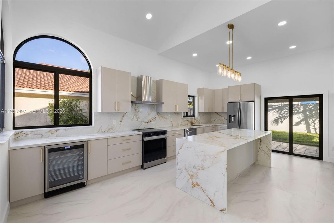 For Sale: $769,000 (4 beds, 3 baths, 2124 Square Feet)