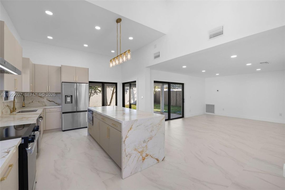 For Sale: $769,000 (4 beds, 3 baths, 2124 Square Feet)