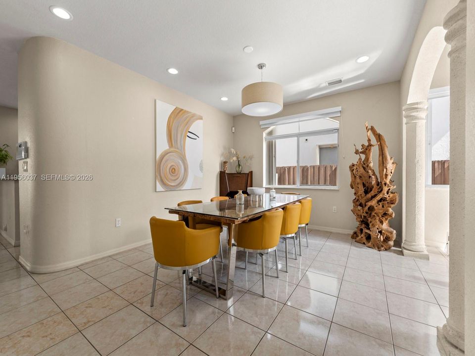For Sale: $1,100,000 (5 beds, 4 baths, 3137 Square Feet)