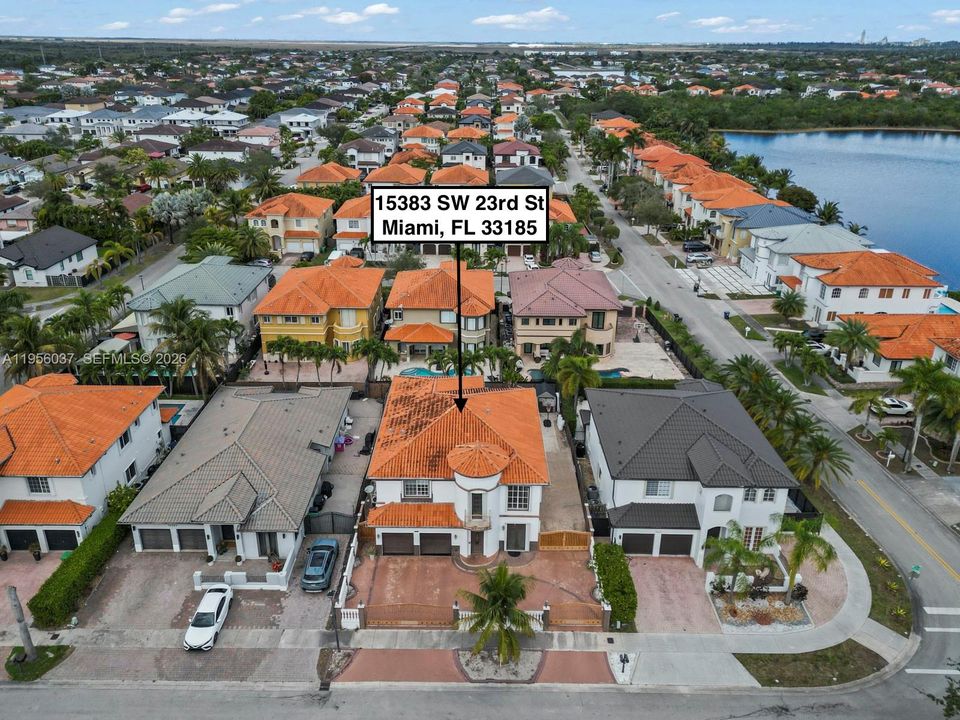 For Sale: $1,100,000 (5 beds, 4 baths, 3137 Square Feet)
