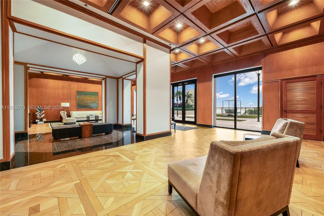 最近售出: $1,385,000 (2 贝兹, 2 浴室, 1795 平方英尺)
