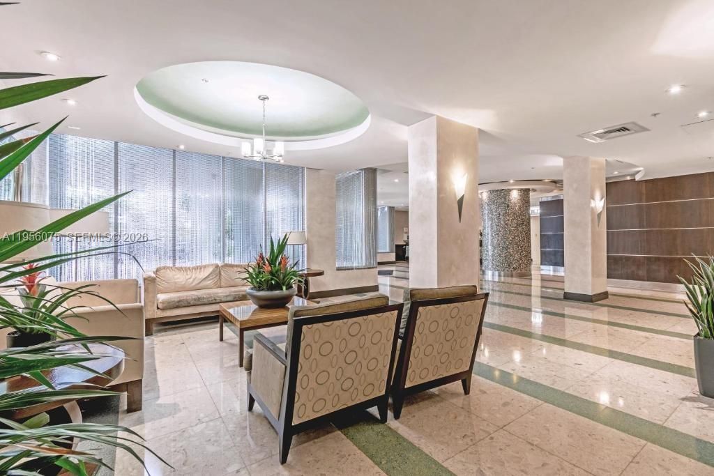 En Venta: $455,000 (1 camas, 1 baños, 812 Pies cuadrados)