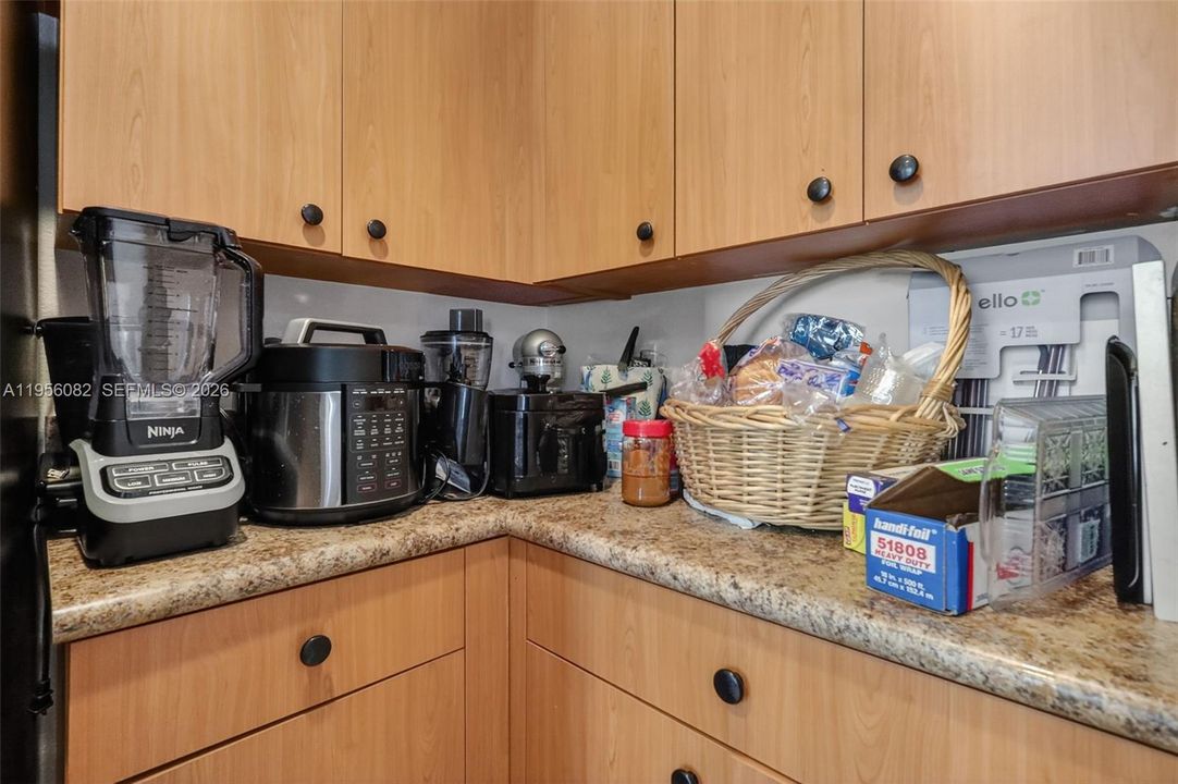 На продажу: $375,000 (3 спален, 2 ванн, 1530 Квадратных фут)
