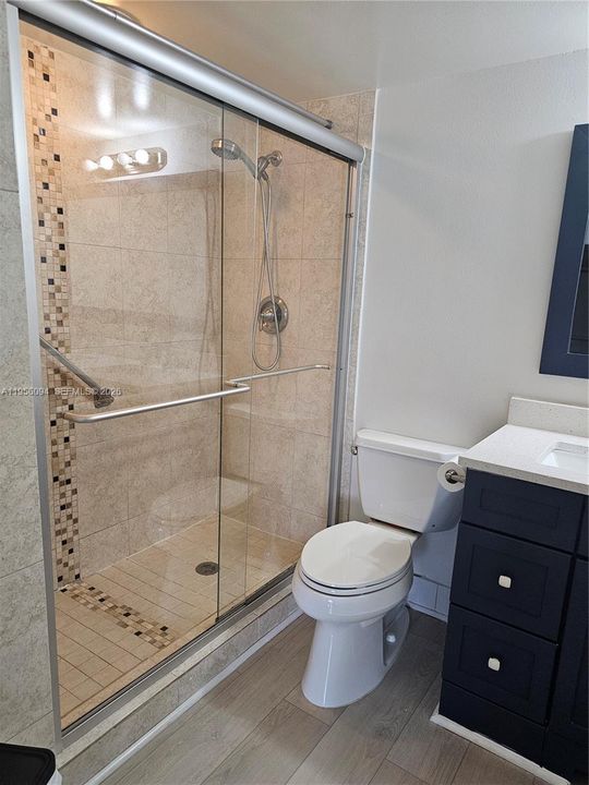 For Sale: $185,000 (2 beds, 2 baths, 1156 Square Feet)
