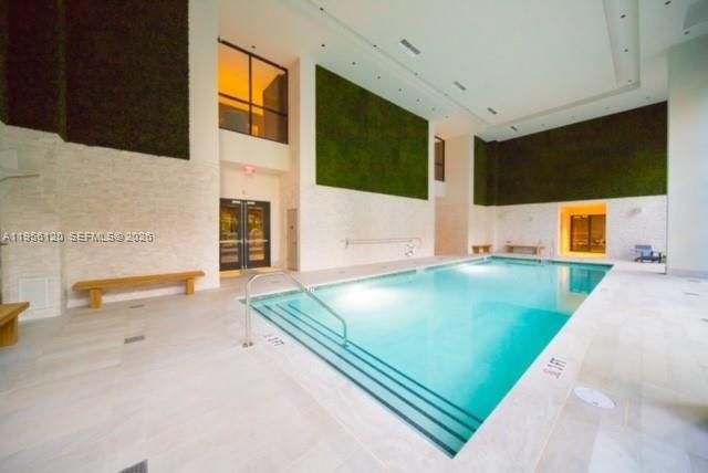 For Sale: $425,000 (0 beds, 1 baths, 442 Square Feet)