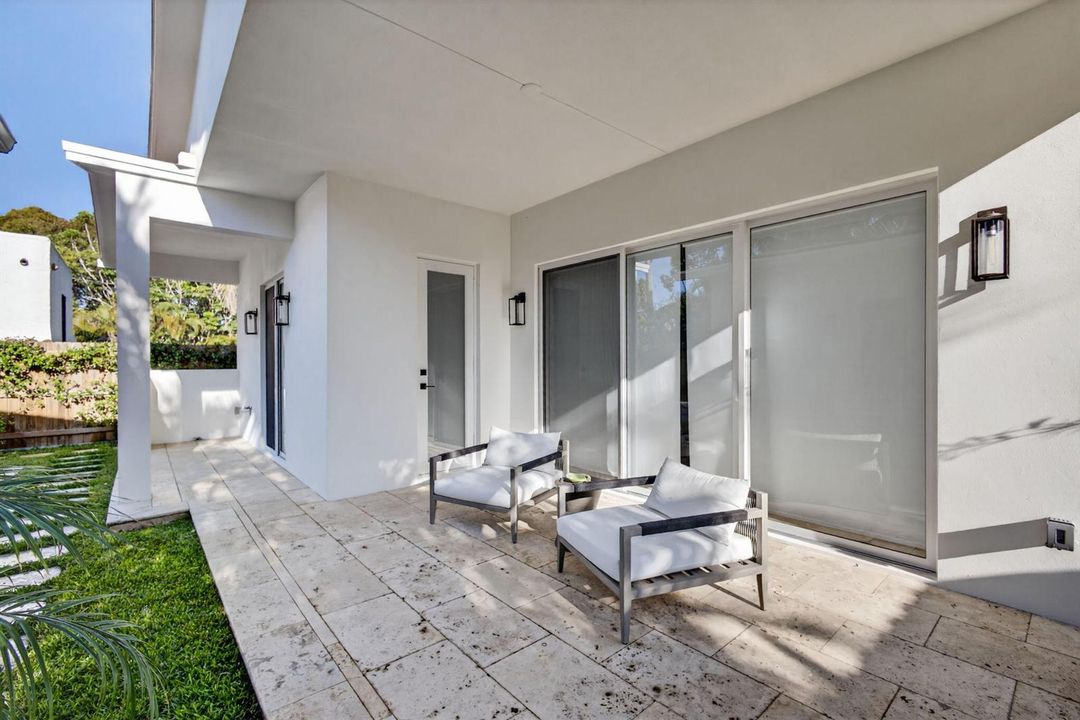Patio/Shower Steam Room