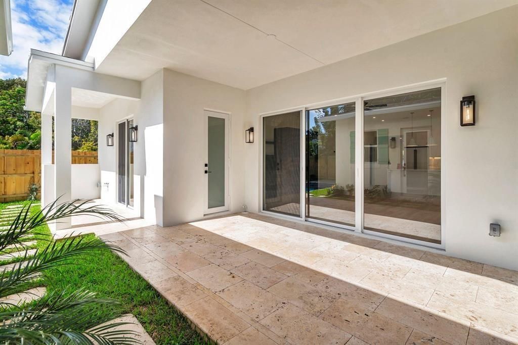 Patio/Shower Steam Room