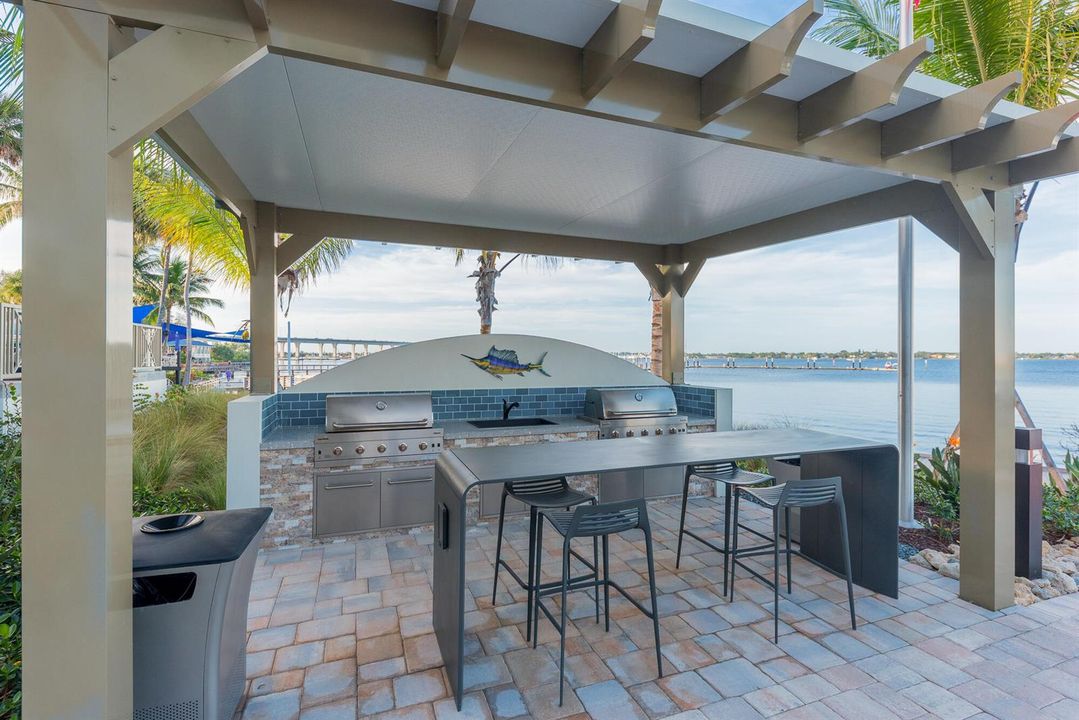 41 SW Seminole St Unit 306, Stuart, FL 3