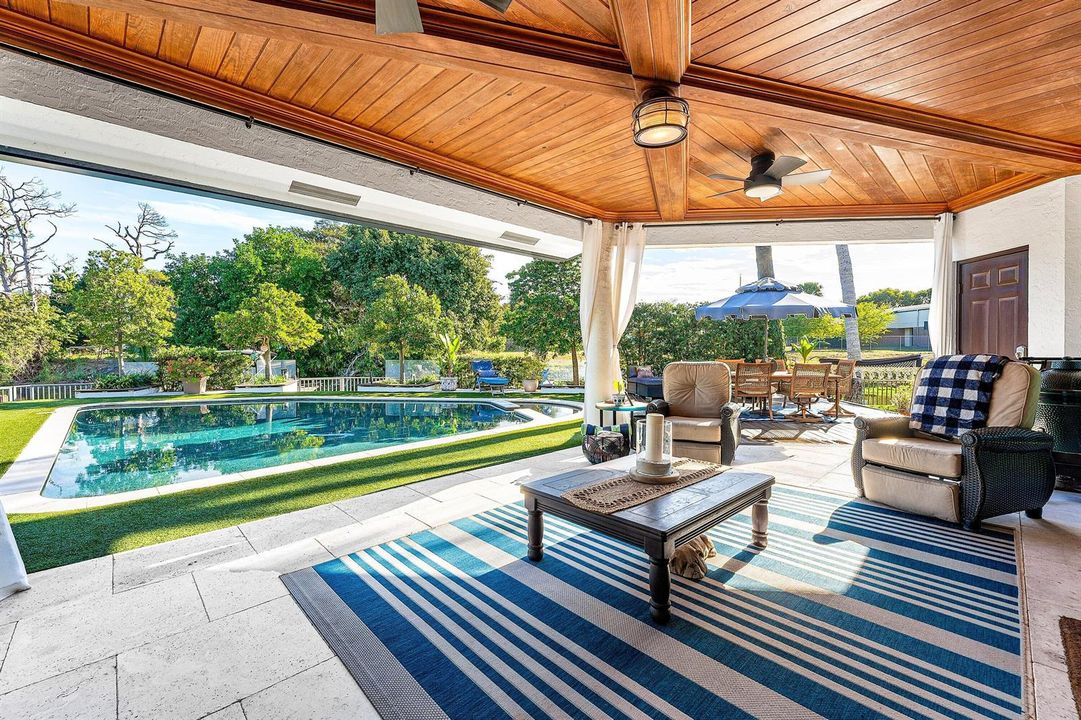 Outdoor Living + Covered Paito
