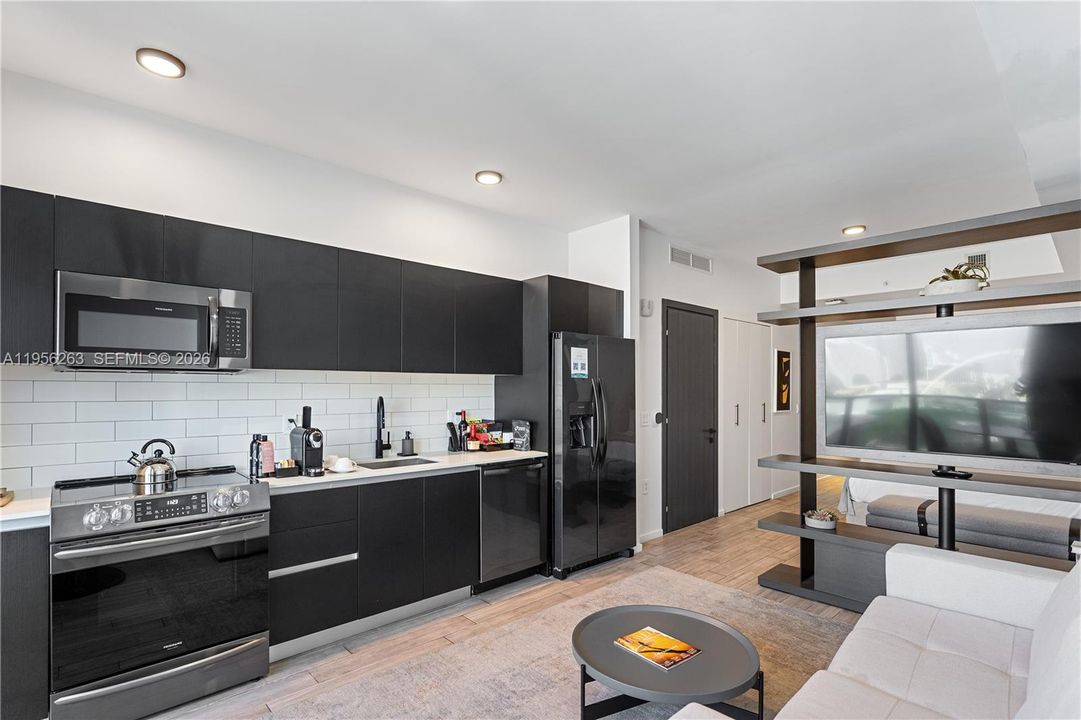 En Venta: $620,000 (1 camas, 1 baños, 430 Pies cuadrados)