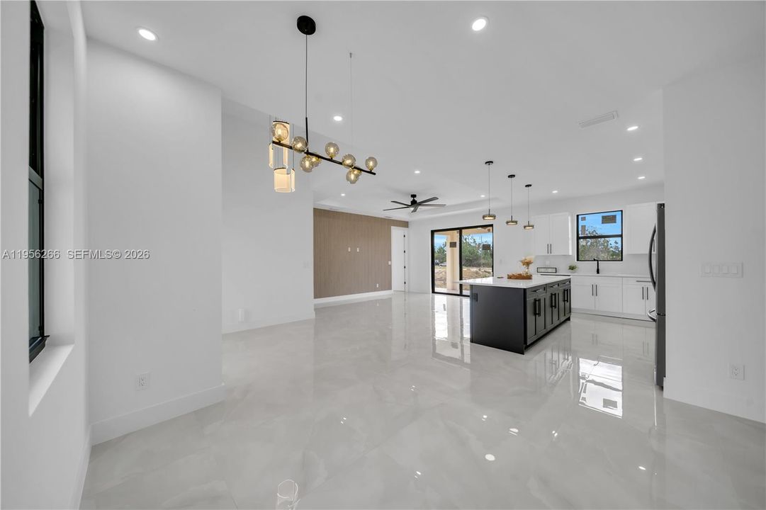 Recently Sold: $389,900 (4 beds, 3 baths, 0 Square Feet)