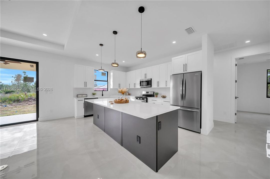 Recently Sold: $389,900 (4 beds, 3 baths, 0 Square Feet)
