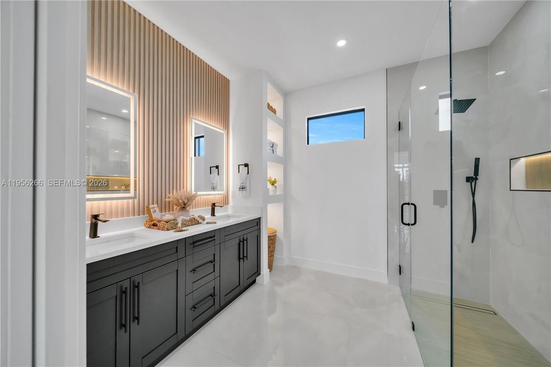 Recently Sold: $389,900 (4 beds, 3 baths, 0 Square Feet)
