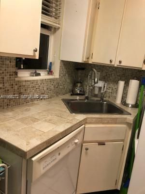 Недавно арендовано: $3,500 (2 спален, 2 ванн, 890 Квадратных фут)