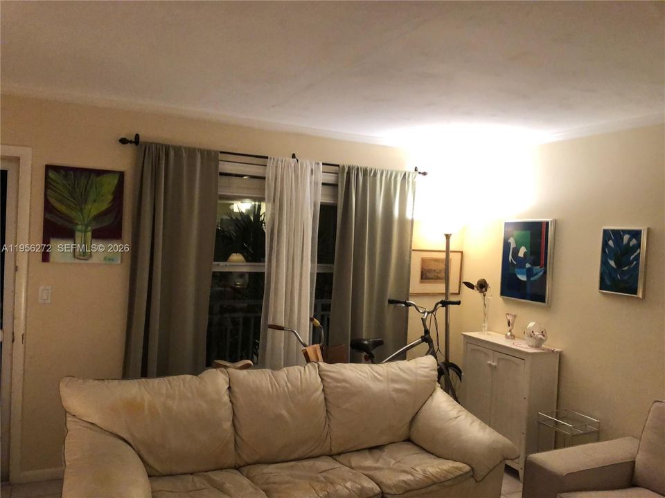 Недавно арендовано: $3,500 (2 спален, 2 ванн, 890 Квадратных фут)