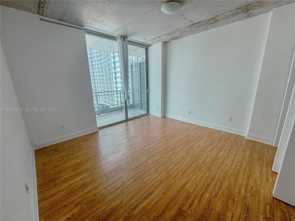 For Sale: $465,000 (2 beds, 2 baths, 1113 Square Feet)