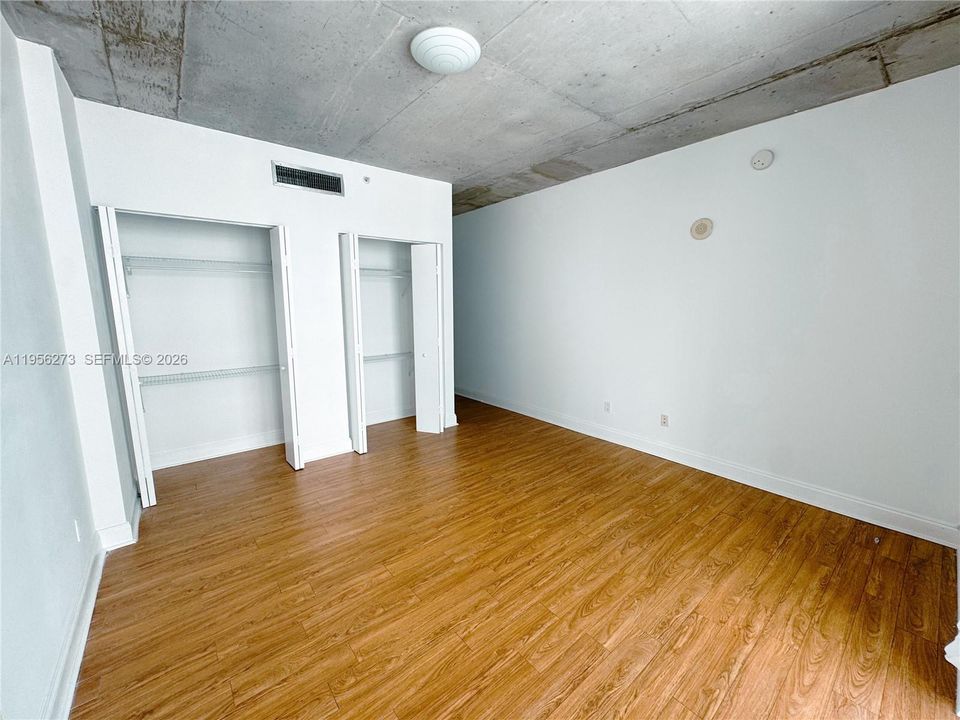 For Sale: $465,000 (2 beds, 2 baths, 1113 Square Feet)