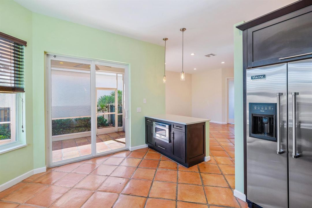 8384 Heritage Club Drive
