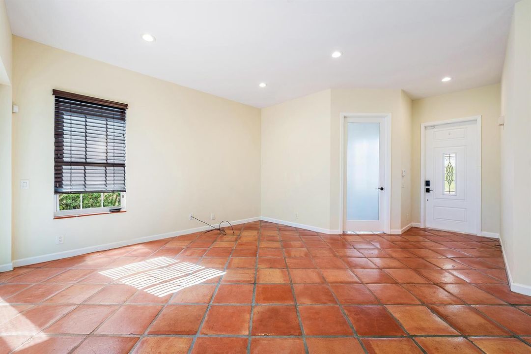 8384 Heritage Club Drive