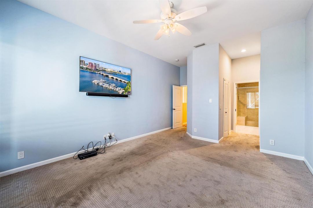 8384 Heritage Club Drive