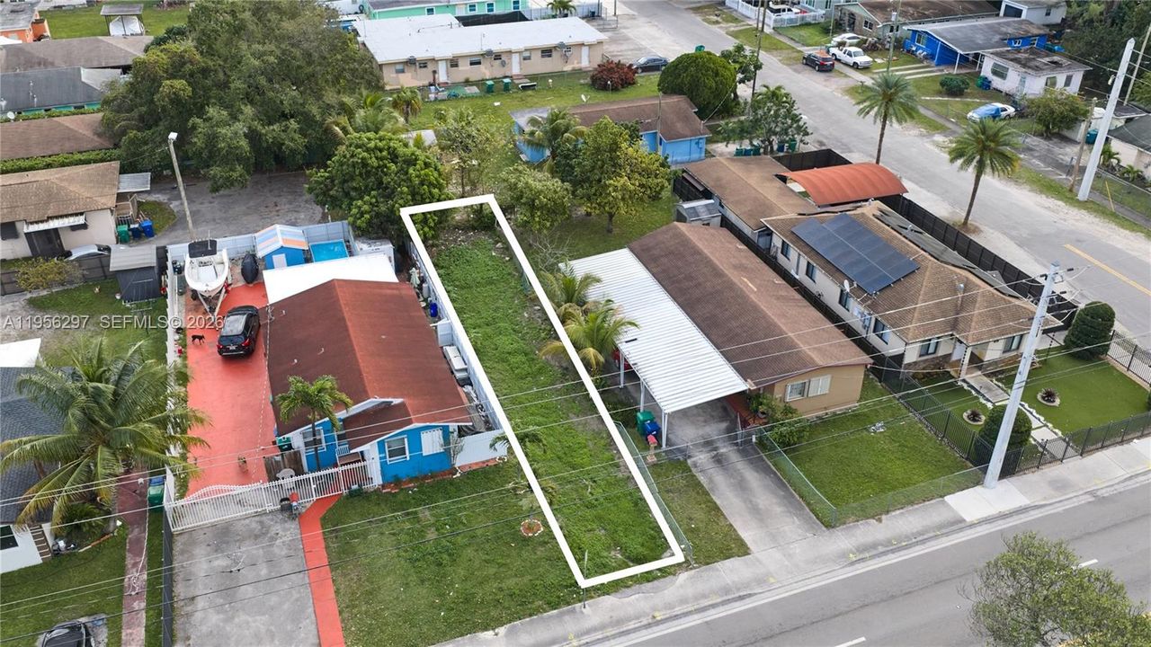 En Venta: $135,000 (0.07 acres)