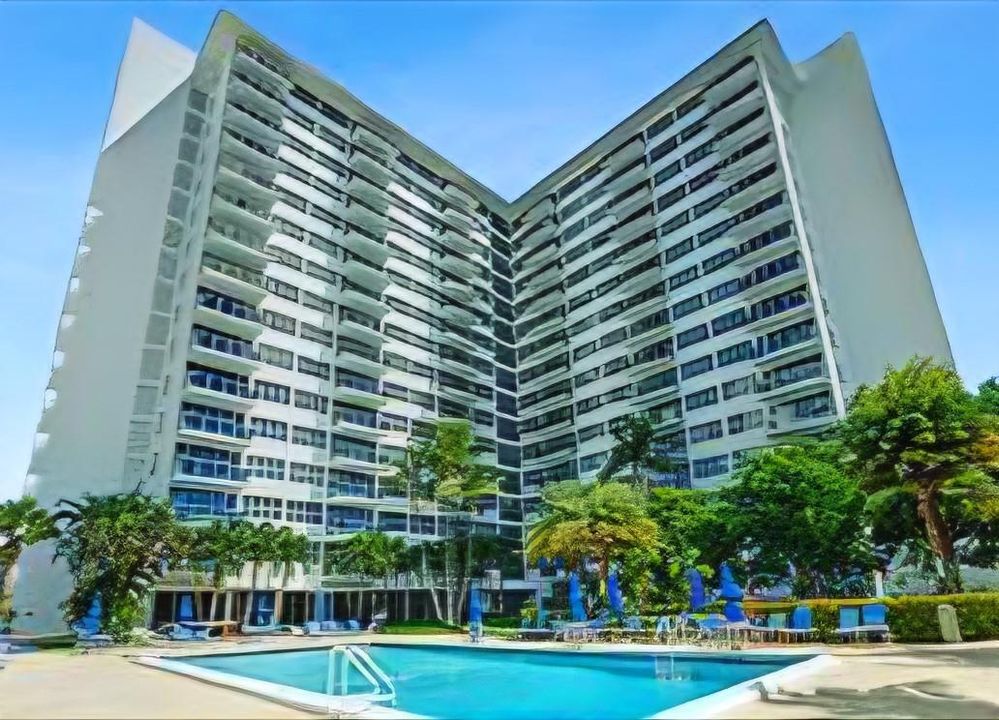 Heated pool, south east