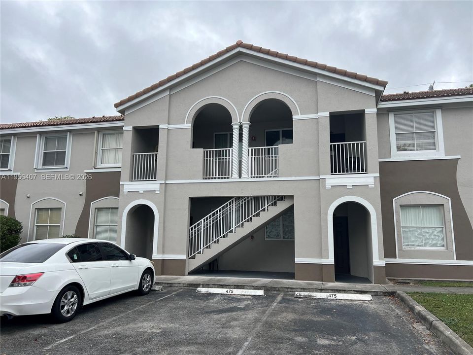 For Sale: $218,000 (3 beds, 2 baths, 1182 Square Feet)