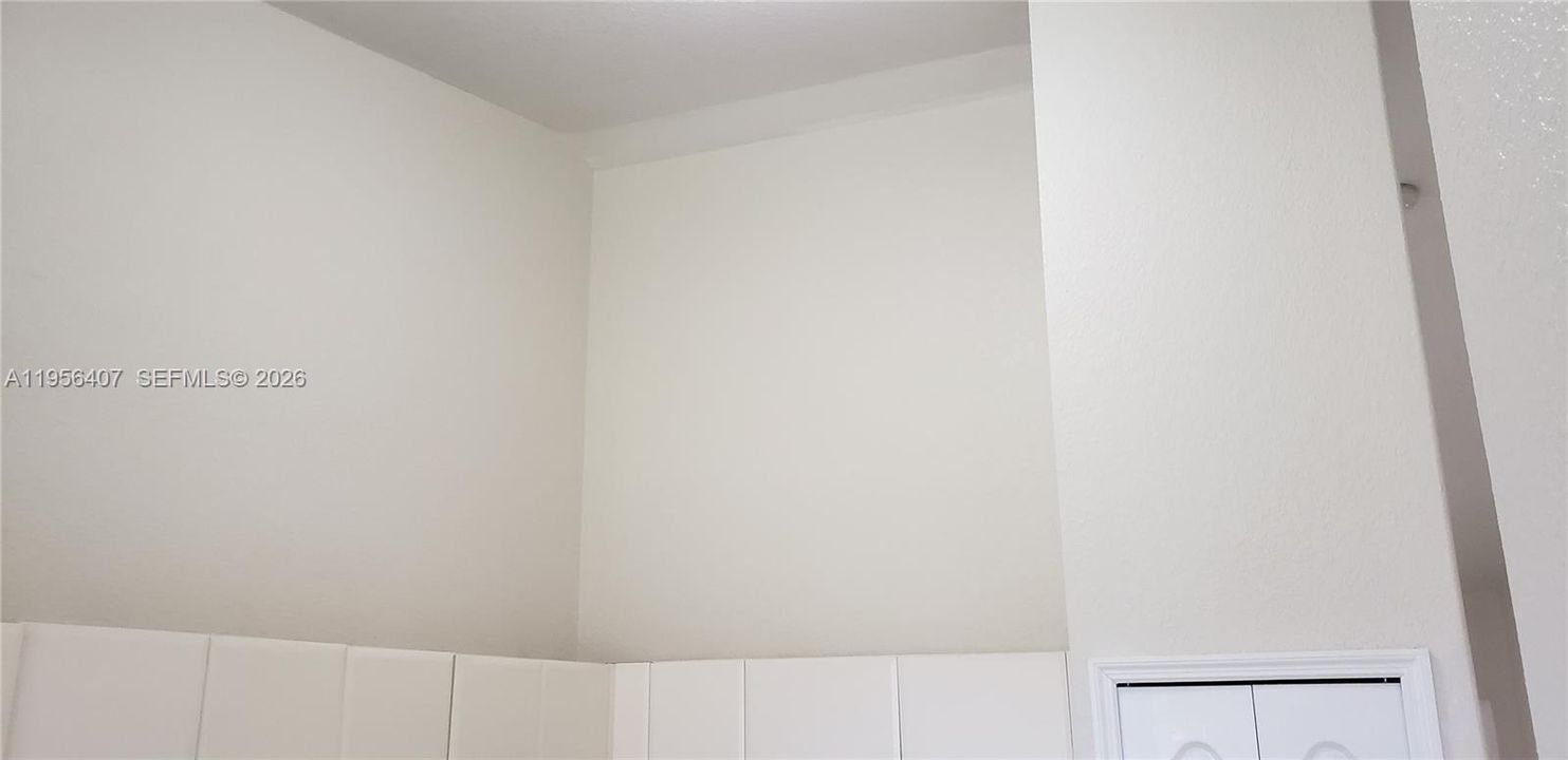 For Sale: $218,000 (3 beds, 2 baths, 1182 Square Feet)