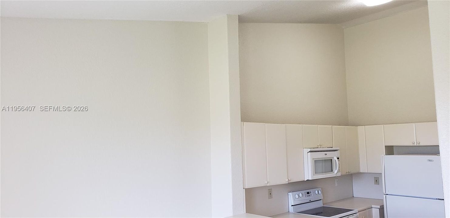For Sale: $218,000 (3 beds, 2 baths, 1182 Square Feet)