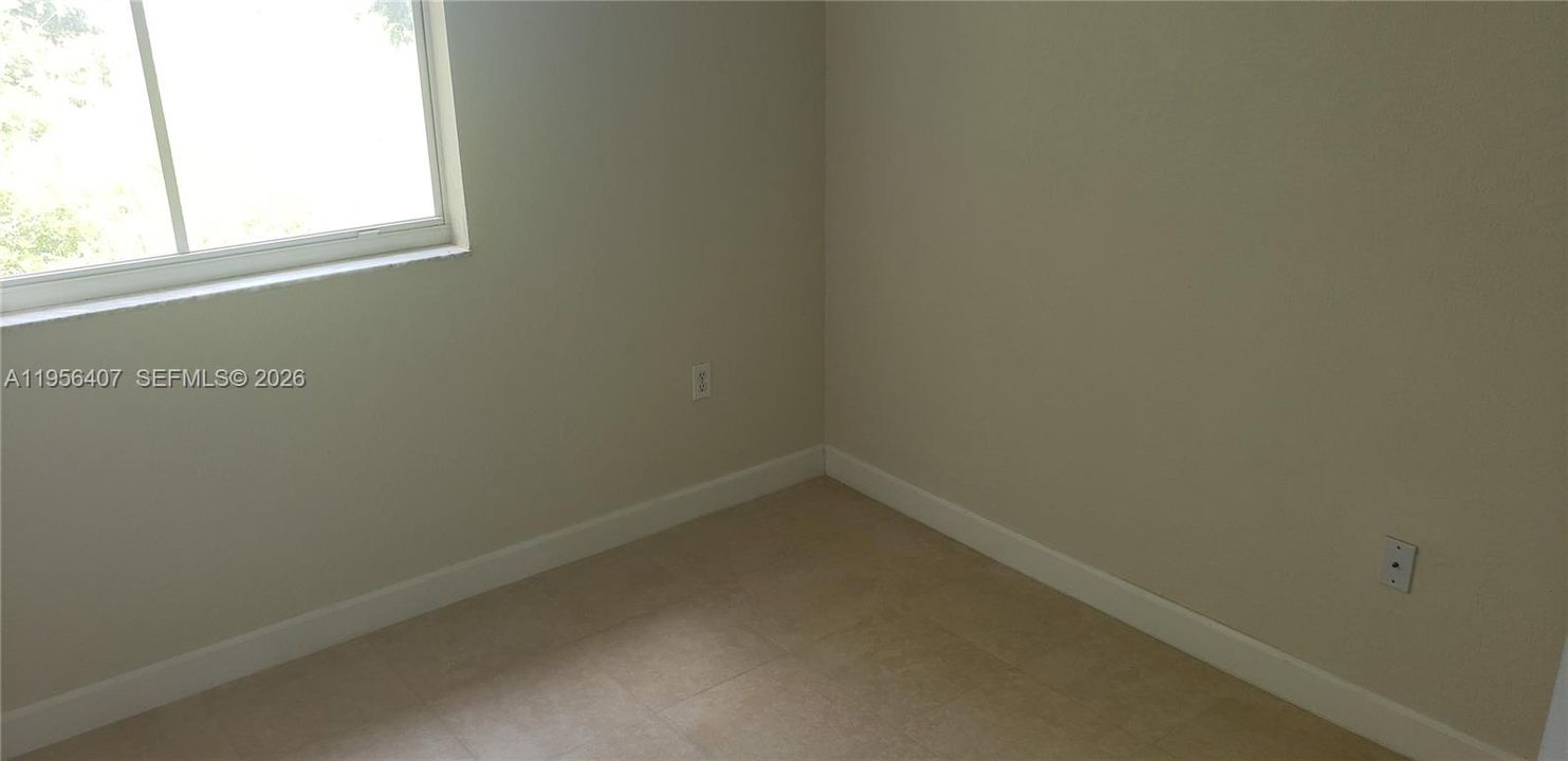 For Sale: $218,000 (3 beds, 2 baths, 1182 Square Feet)