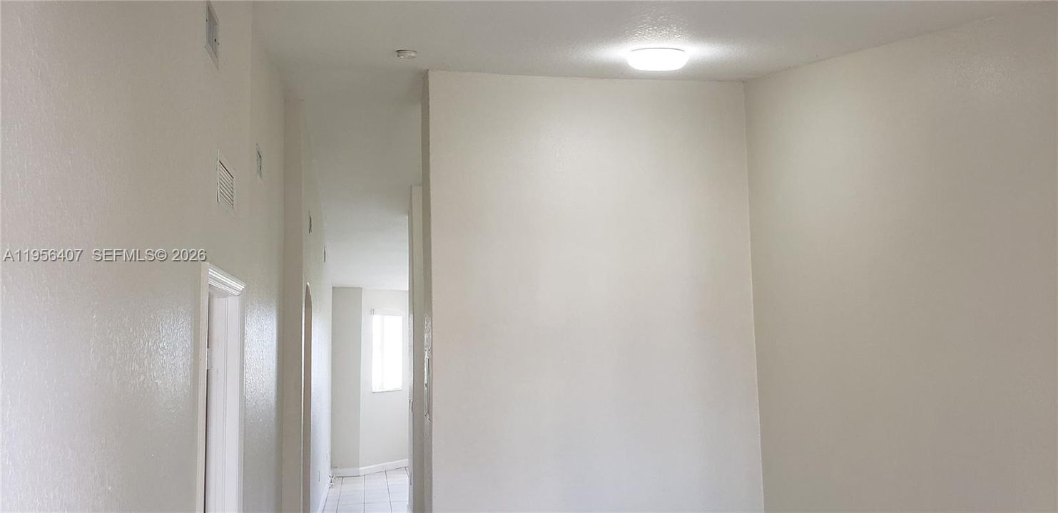 For Sale: $218,000 (3 beds, 2 baths, 1182 Square Feet)